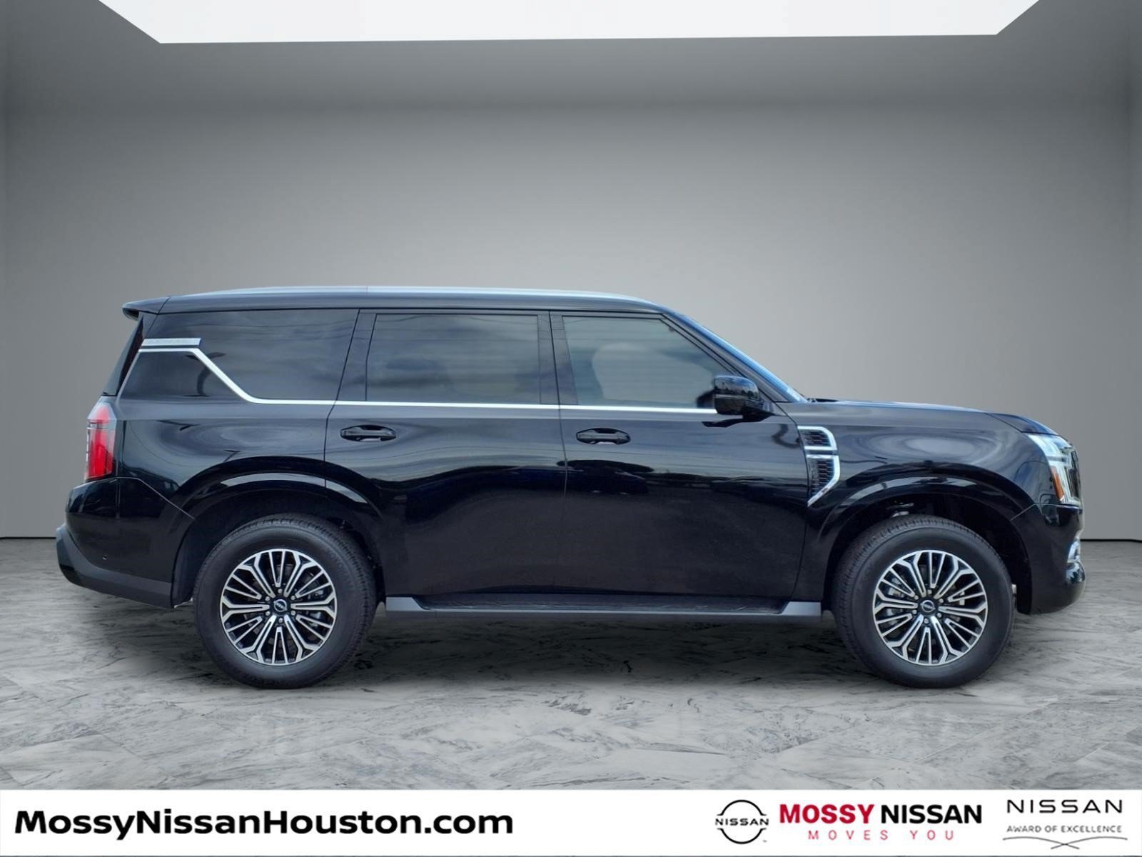 New 2026 Nissan Armada SL w/ Captain's Chari Seat Package AWD/4WD image 8