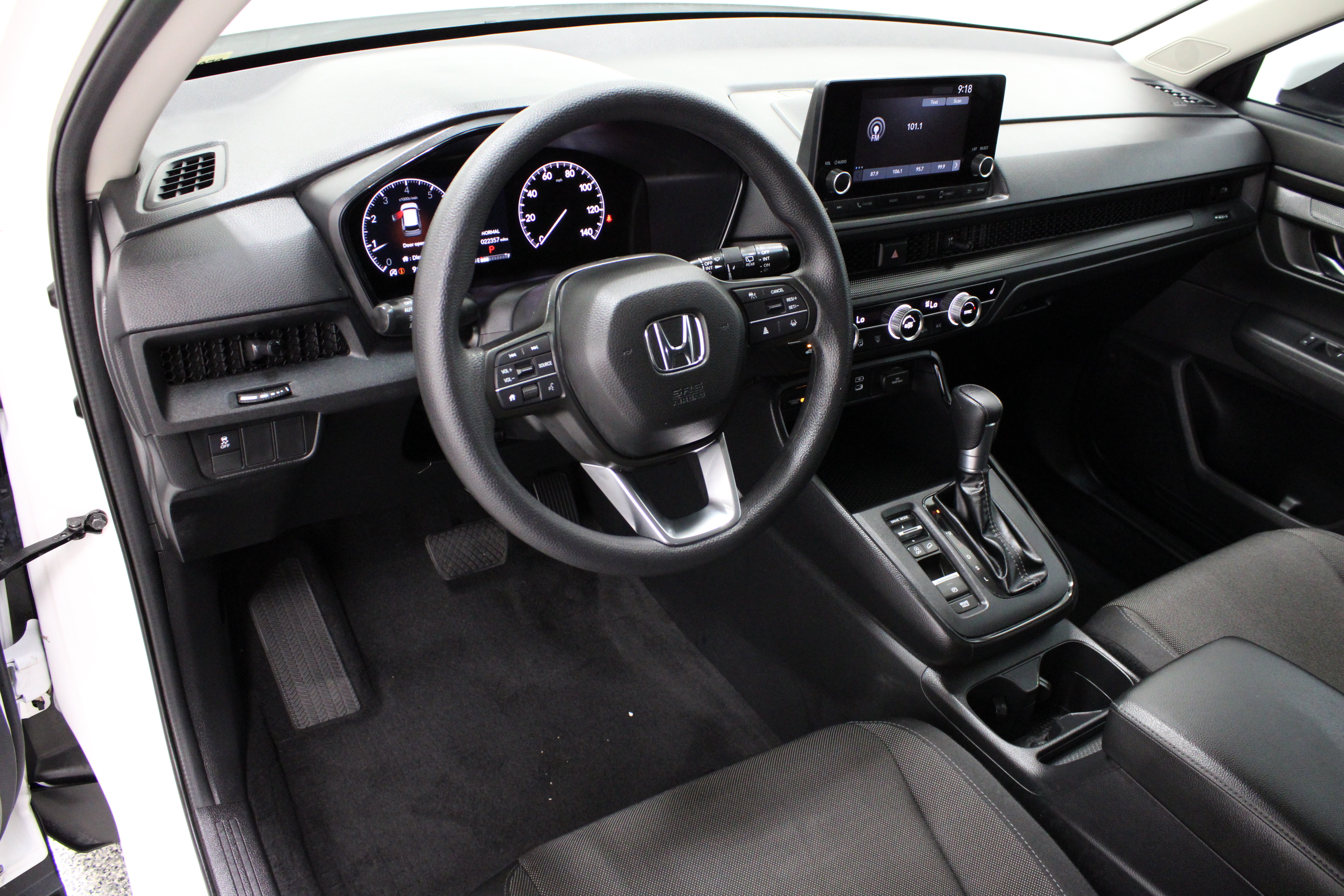 Used 2025 Honda CR-V EX image 13