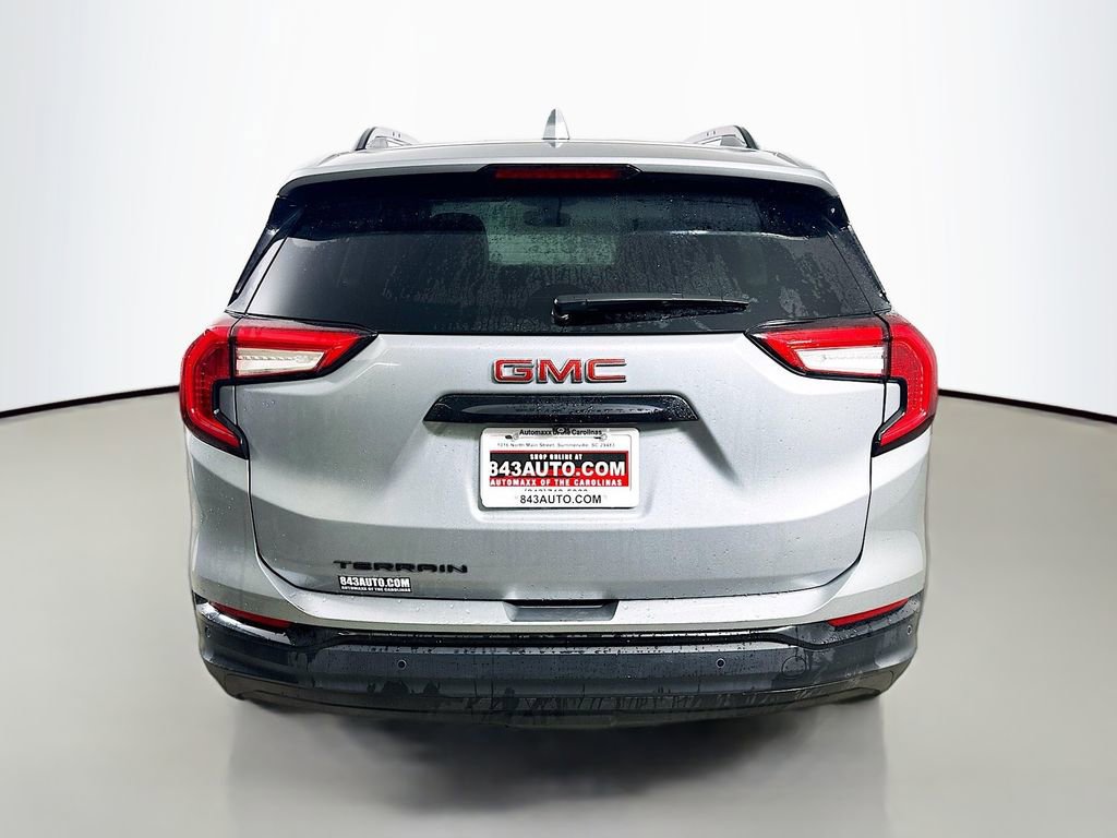 Used 2023 GMC Terrain SLT w/ Tech Package FWD image 6