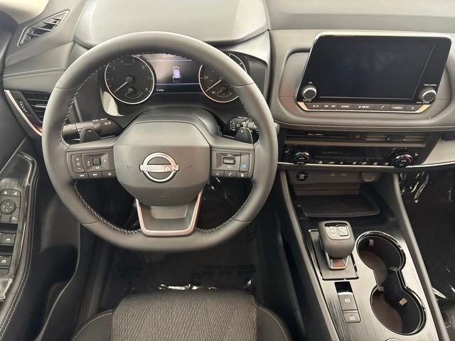 New 2026 Nissan Rogue SV AWD/4WD image 22