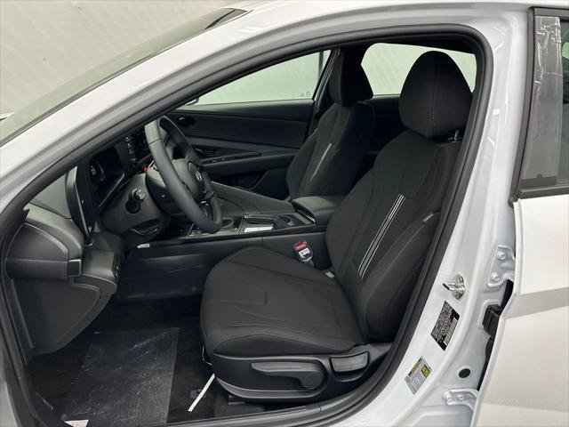 New 2026 Hyundai Elantra SEL Sport FWD image 9