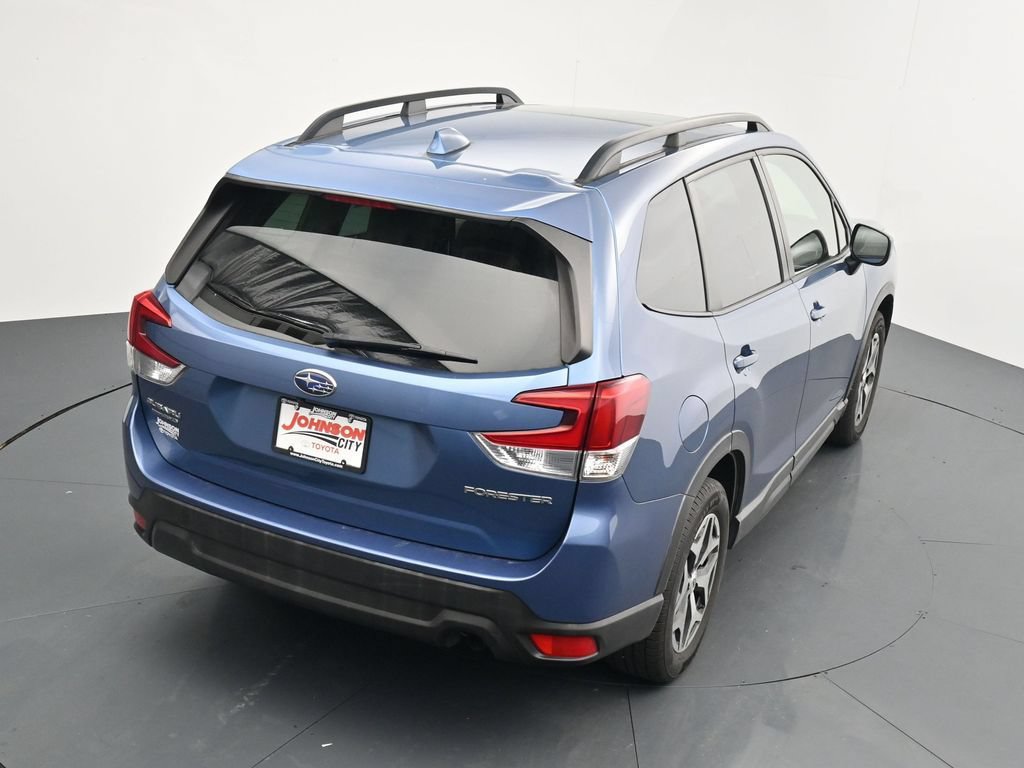 Used 2021 Subaru Forester Premium AWD/4WD image 28