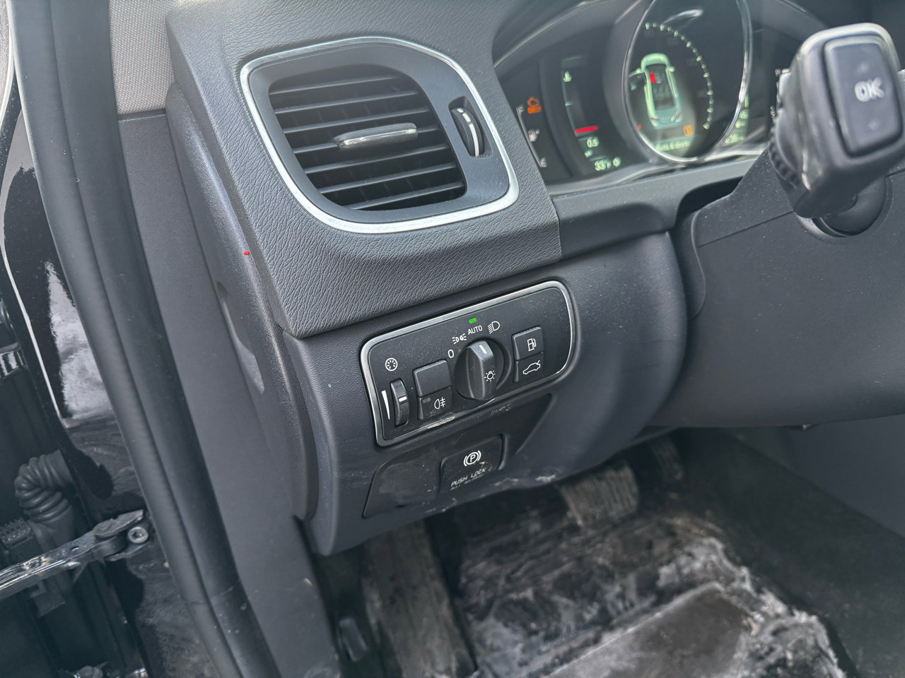 Used 2014 Volvo S60 T5 image 20