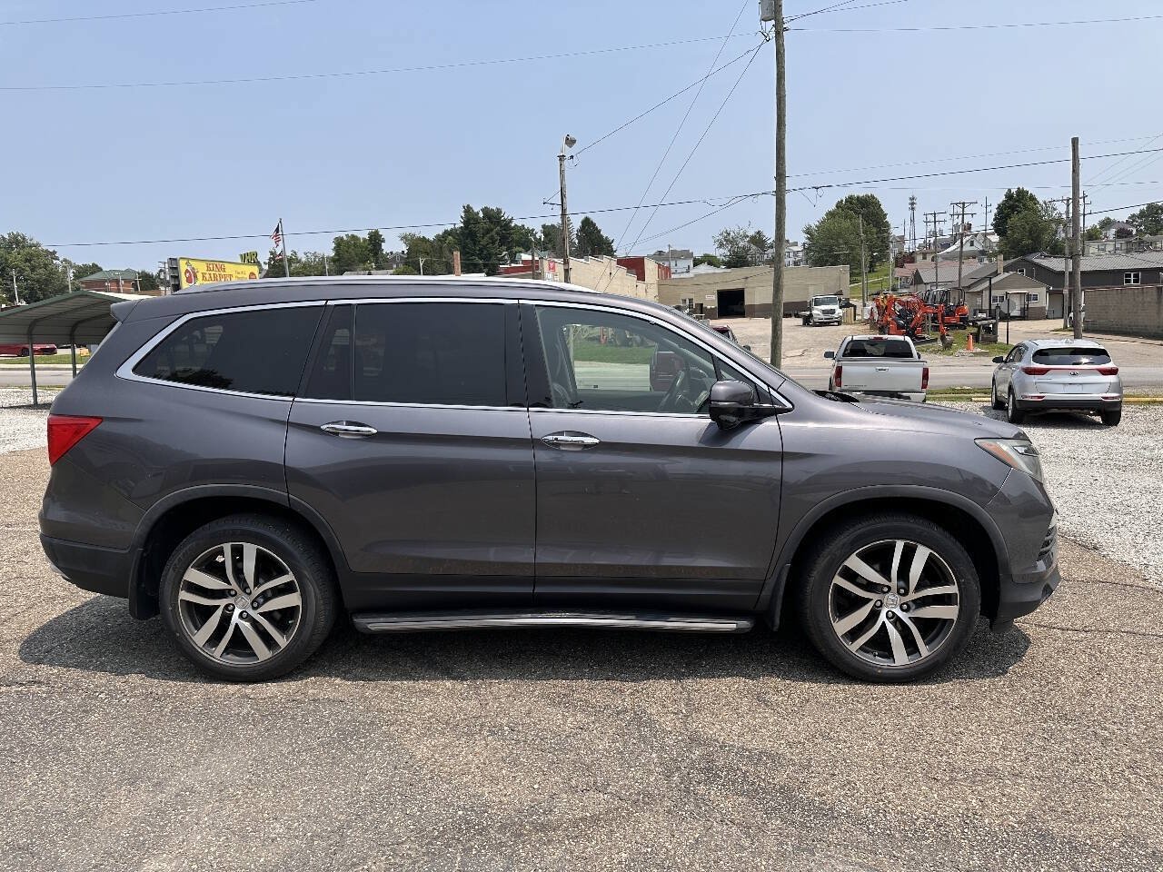 Used 2017 Honda Pilot Touring image 16