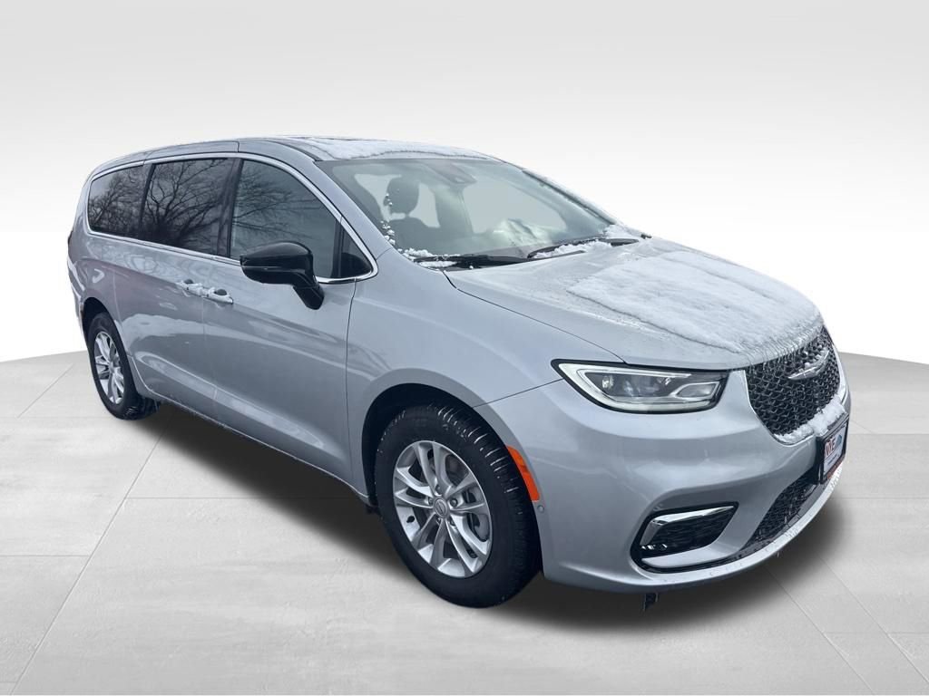 New 2026 Chrysler Pacifica Select image 7