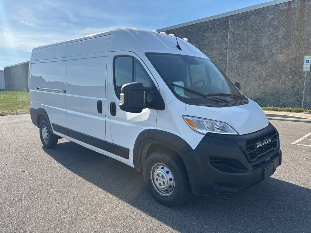 Used 2023 RAM ProMaster 2500 FWD image 1