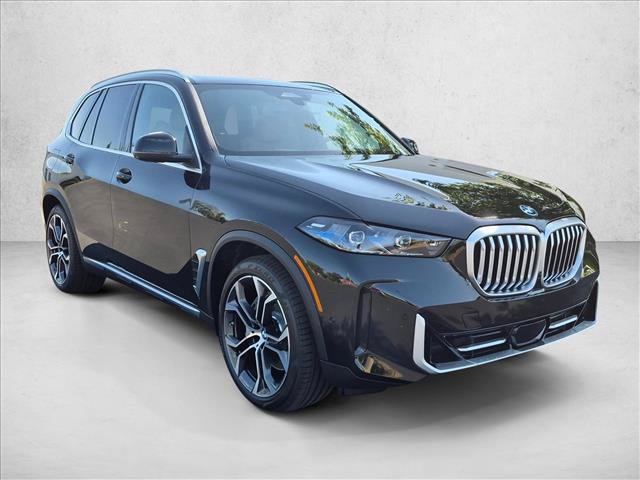 New 2026 BMW X5 xDrive50e w/ Executive Package AWD/4WD image 4