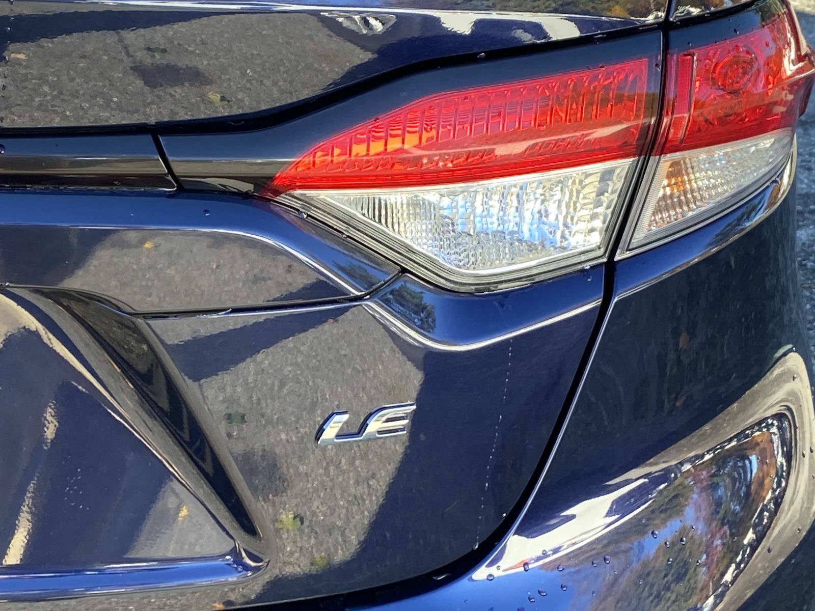 Used 2022 Toyota Corolla LE image 5