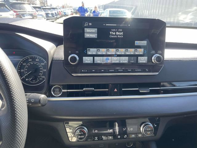 Used 2024 Mitsubishi Outlander SE image 18