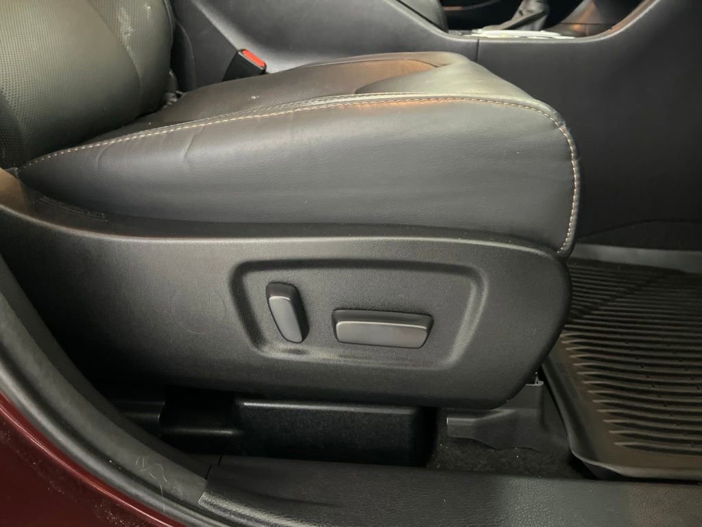 Used 2018 Toyota Highlander Limited Platinum AWD/4WD image 50