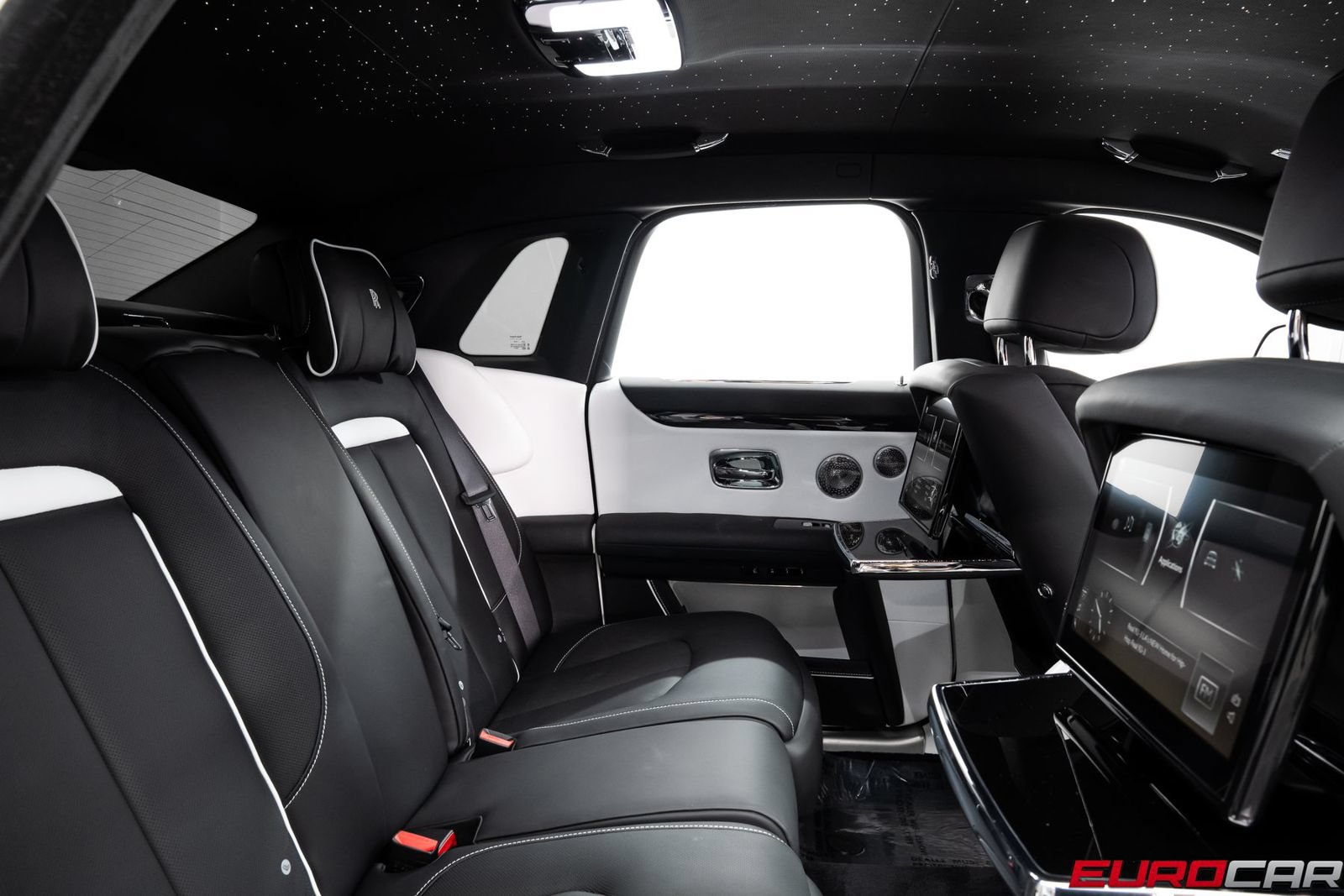 Used 2021 Rolls-Royce Ghost AWD/4WD image 36