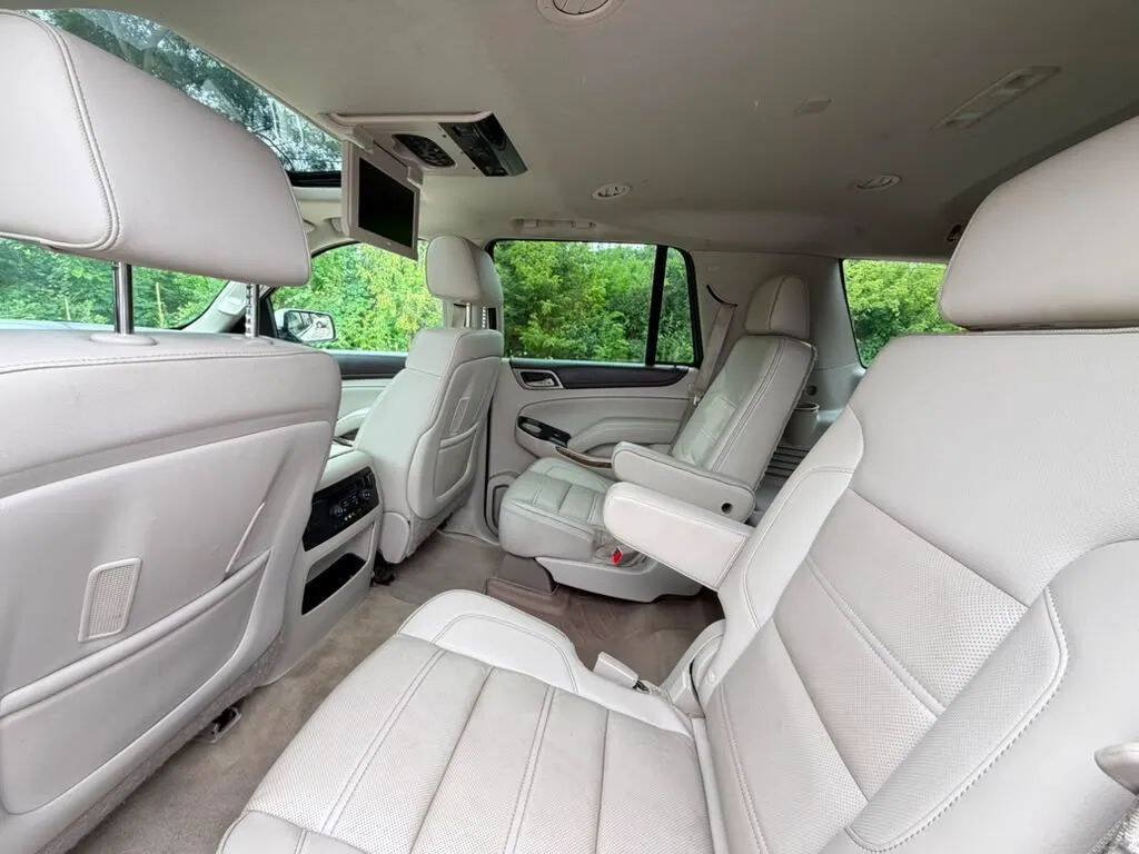 Used 2015 GMC Yukon Denali w/ Premium Package AWD/4WD image 8