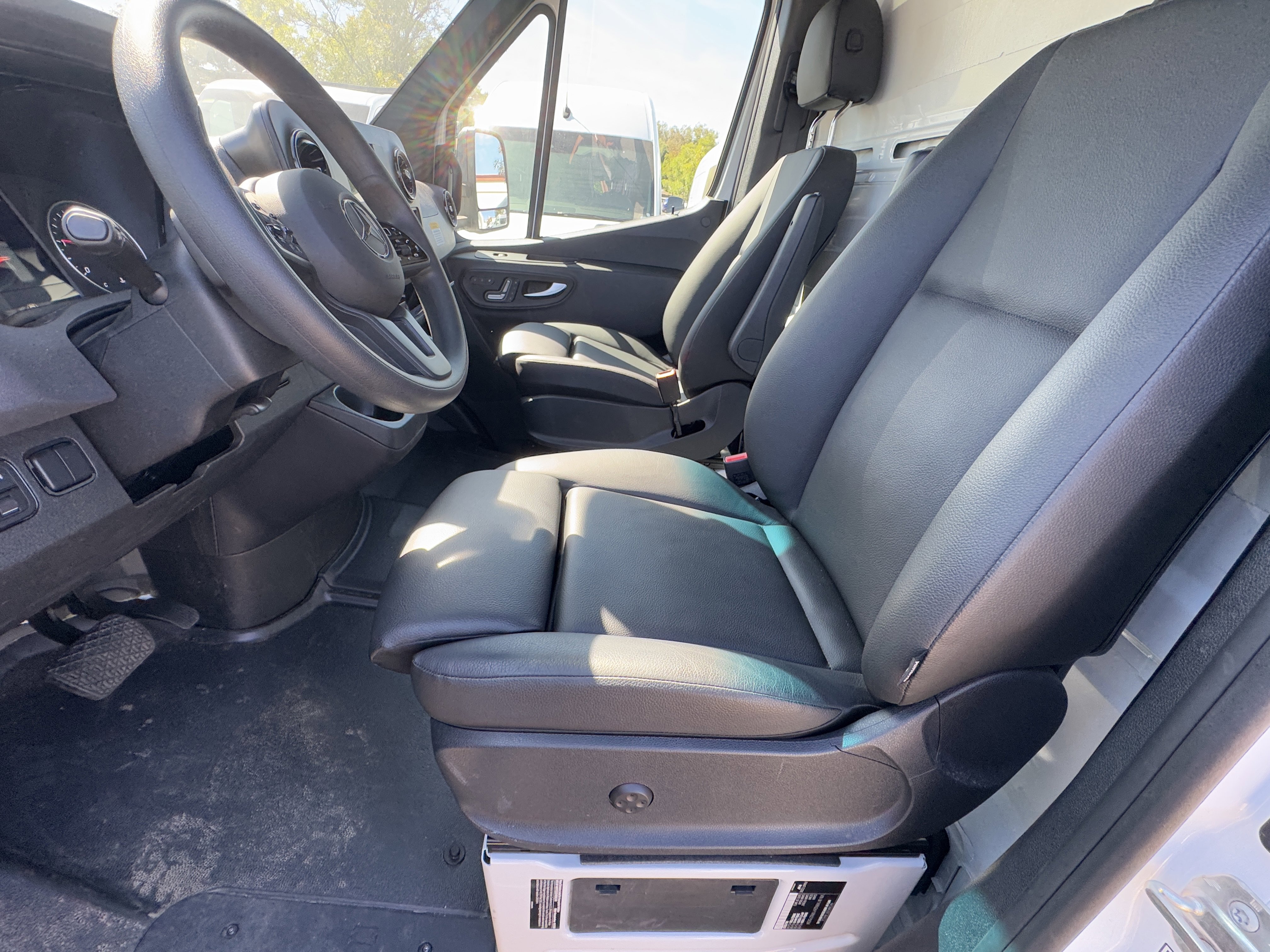New 2024 Mercedes-Benz Sprinter 3500 image 14