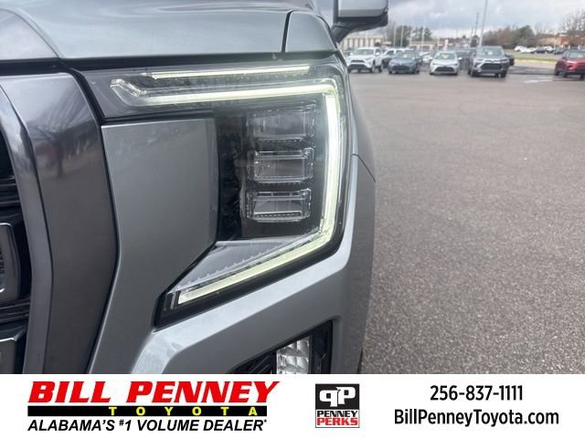 Used 2024 GMC Yukon XL AT4 w/ AT4 Premium Plus Package image 9