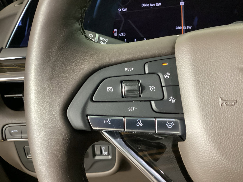 Used 2023 Cadillac Escalade Premium Luxury w/ Performance Package image 28