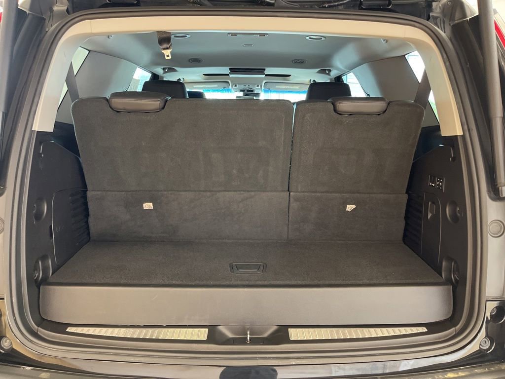 Used 2019 Cadillac Escalade Luxury AWD/4WD image 13
