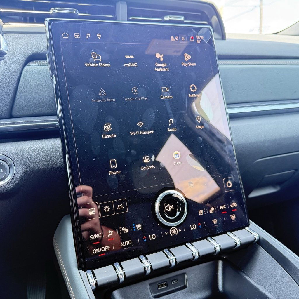 New 2026 GMC Terrain AT4 w/ Convenience Package III image 27