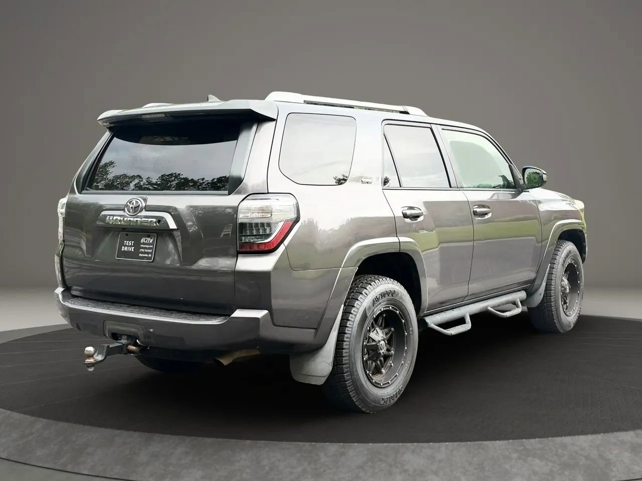 Used 2016 Toyota 4Runner SR5 AWD/4WD image 4
