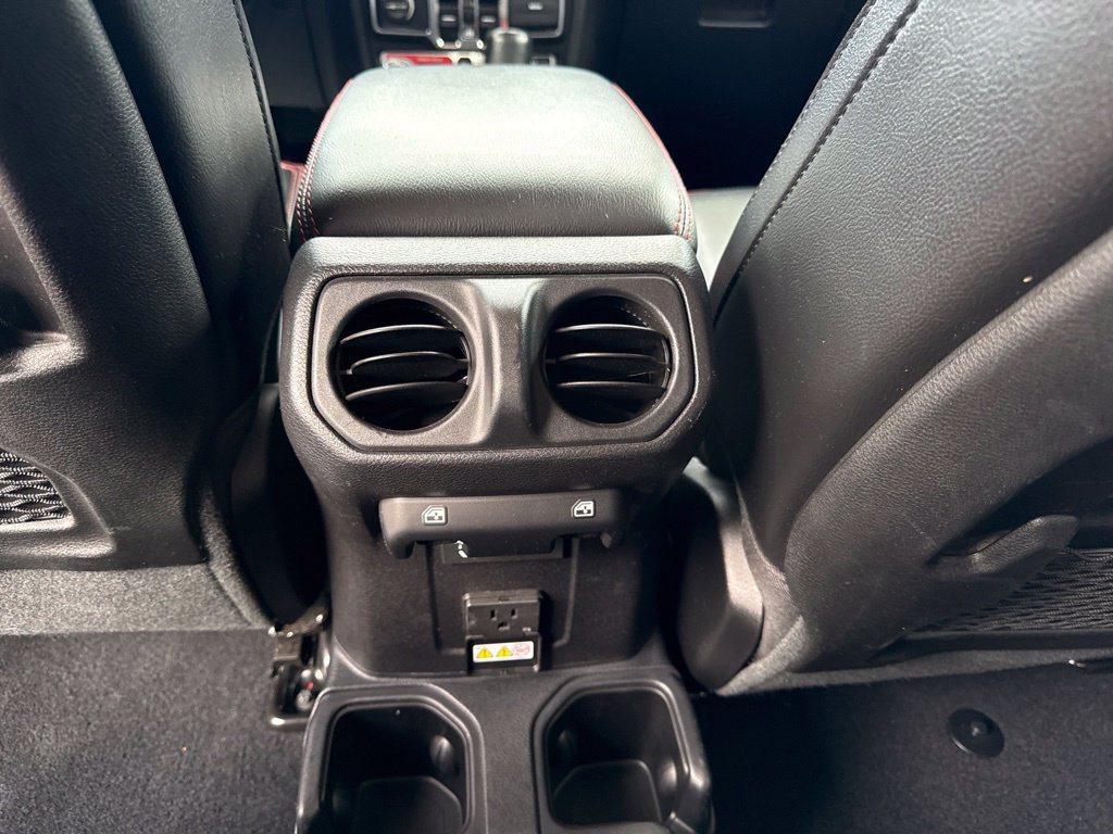 Used 2020 Jeep Gladiator Rubicon w/ Dual Top Group AWD/4WD image 18