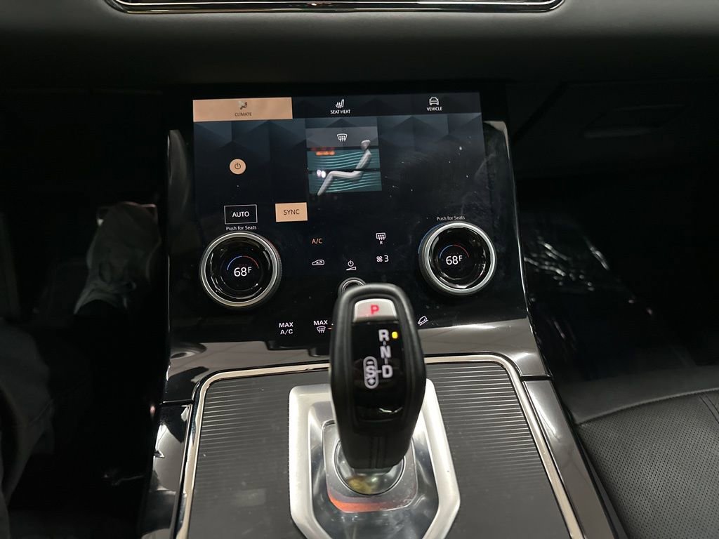 Used 2023 Land Rover Range Rover Evoque R-Dynamic SE image 18