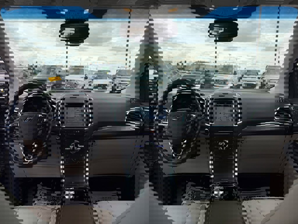 Used 2019 Ford Edge Titanium w/ Equipment Group 301A image 23