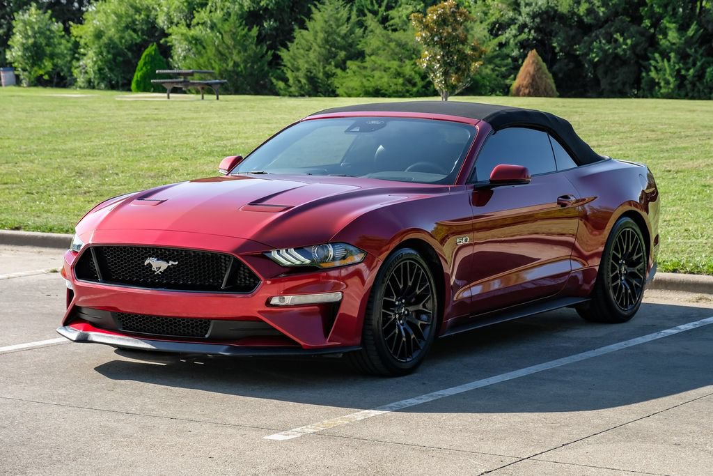 Used 2019 Ford Mustang GT Premium w/ GT Performance Package RWD image 3