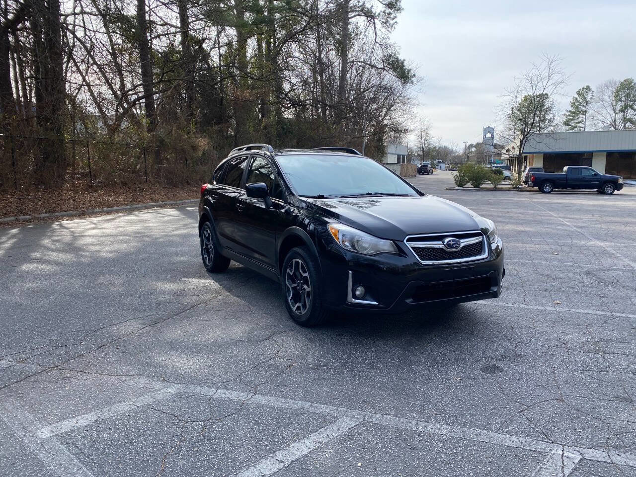 Used 2016 Subaru Crosstrek 2.0i Premium image 3