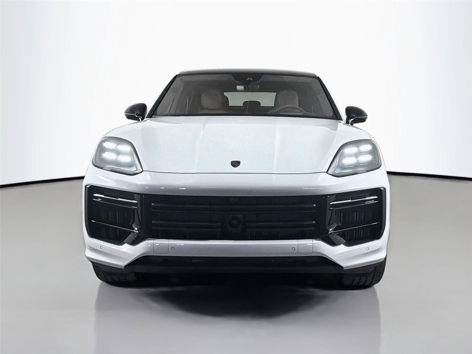 Certified 2025 Porsche Cayenne Turbo AWD/4WD image 10