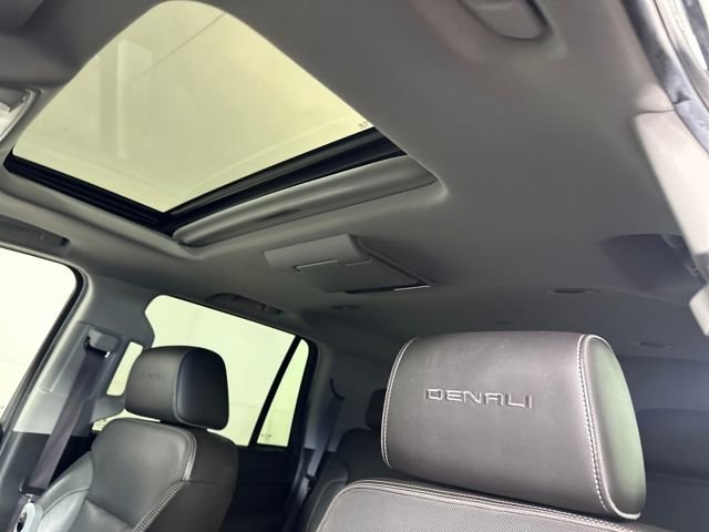 Used 2017 GMC Yukon Denali w/ Open Road Package image 12