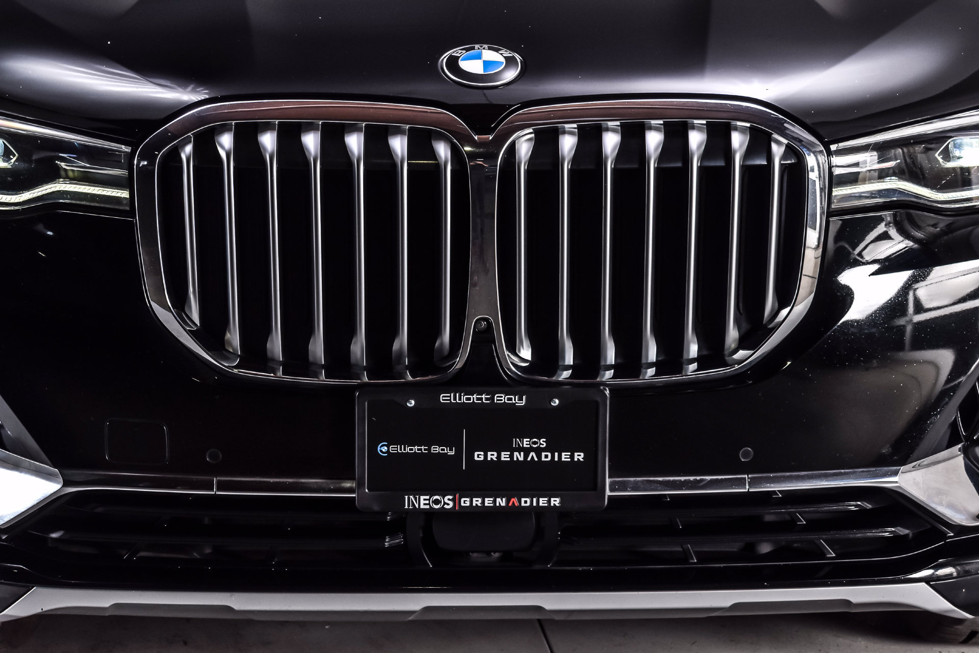 Used 2022 BMW X7 xDrive40i w/ Premium Package AWD/4WD image 9