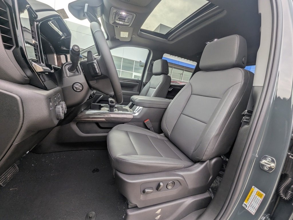 New 2026 Chevrolet Silverado 1500 LTZ w/ LTZ Premium Package image 15