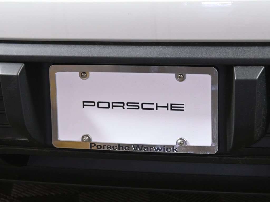 New 2026 Porsche Macan 4 Electric AWD/4WD image 14