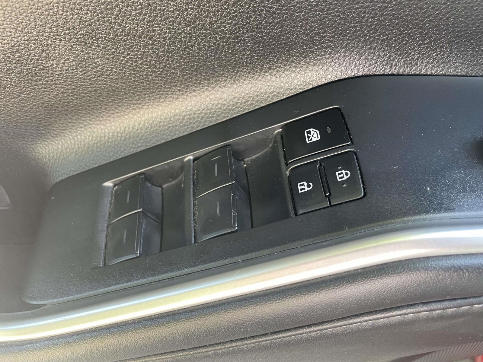Used 2023 Toyota Highlander XSE AWD/4WD image 21