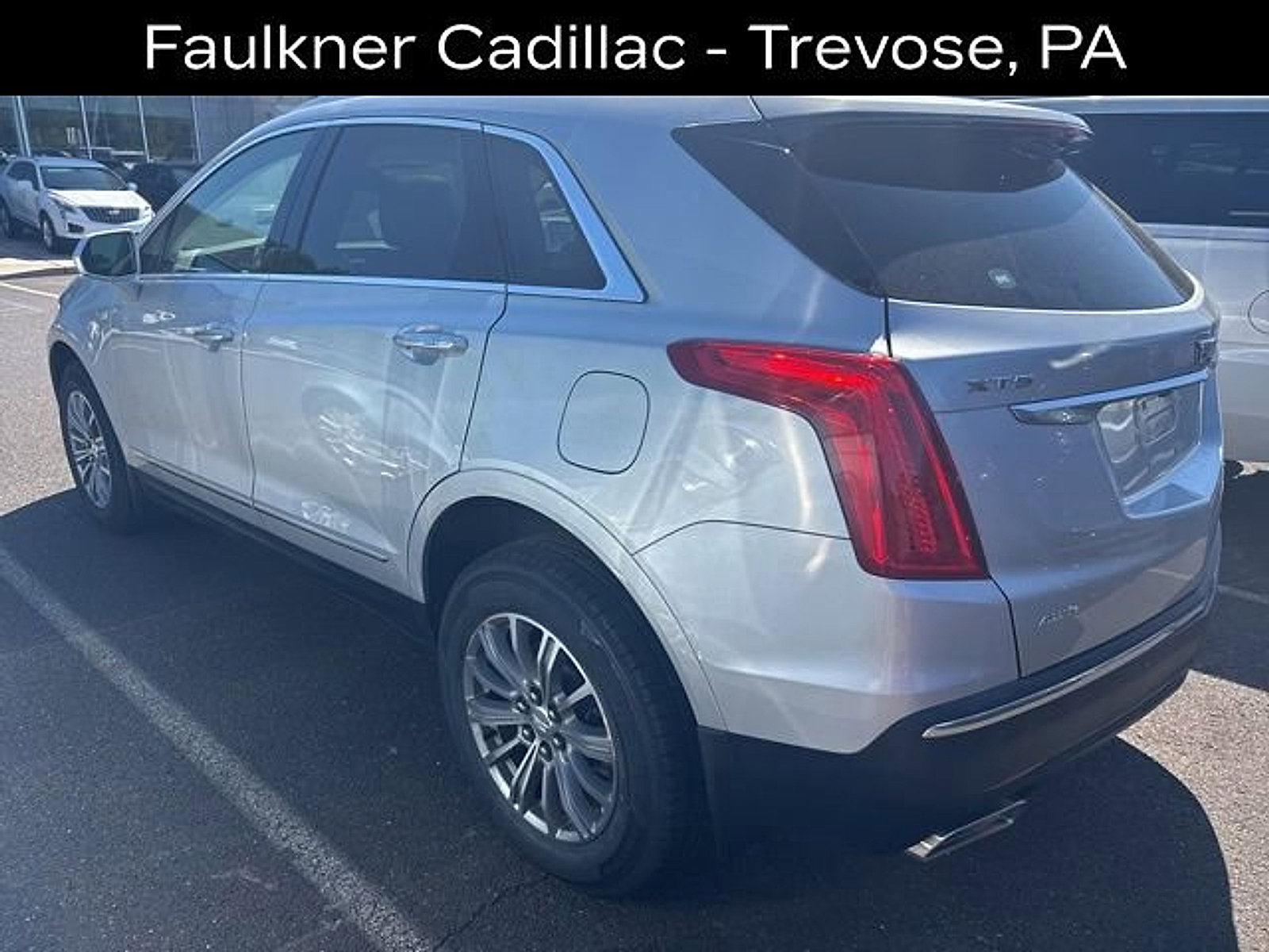 Used 2019 Cadillac XT5 Luxury AWD/4WD image 3