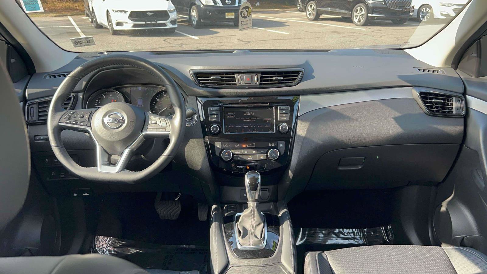 Used 2020 Nissan Rogue Sport SL AWD/4WD image 26