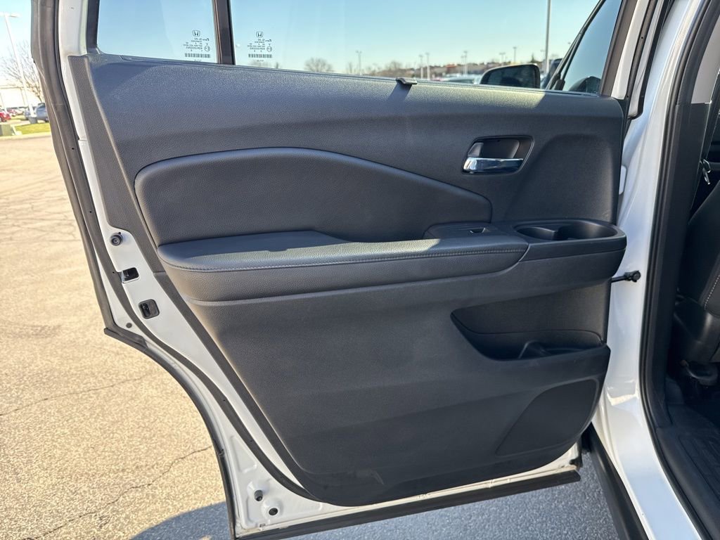 Used 2022 Honda Pilot Special Edition image 32