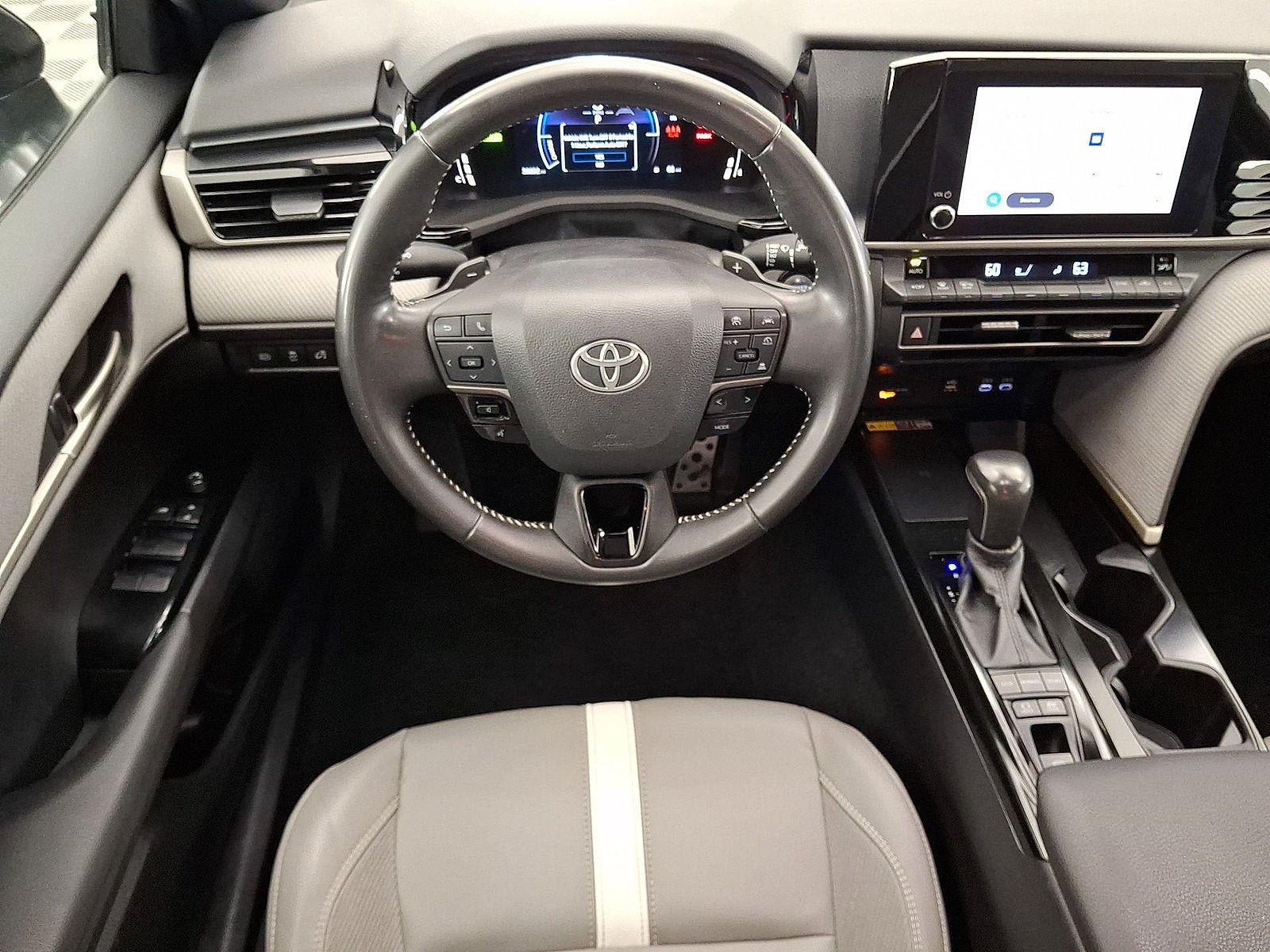 Certified 2025 Toyota Camry SE w/ Convenience Package AWD/4WD image 12