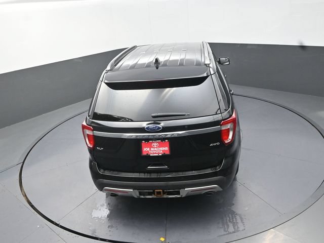 Used 2017 Ford Explorer XLT AWD/4WD image 30