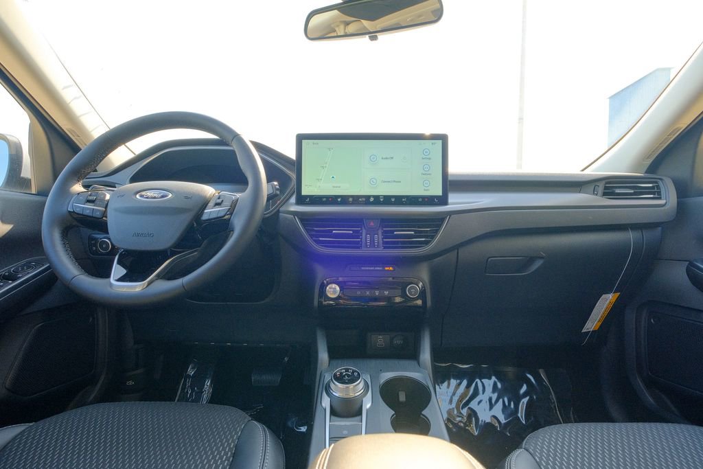 New 2025 Ford Escape SE image 29
