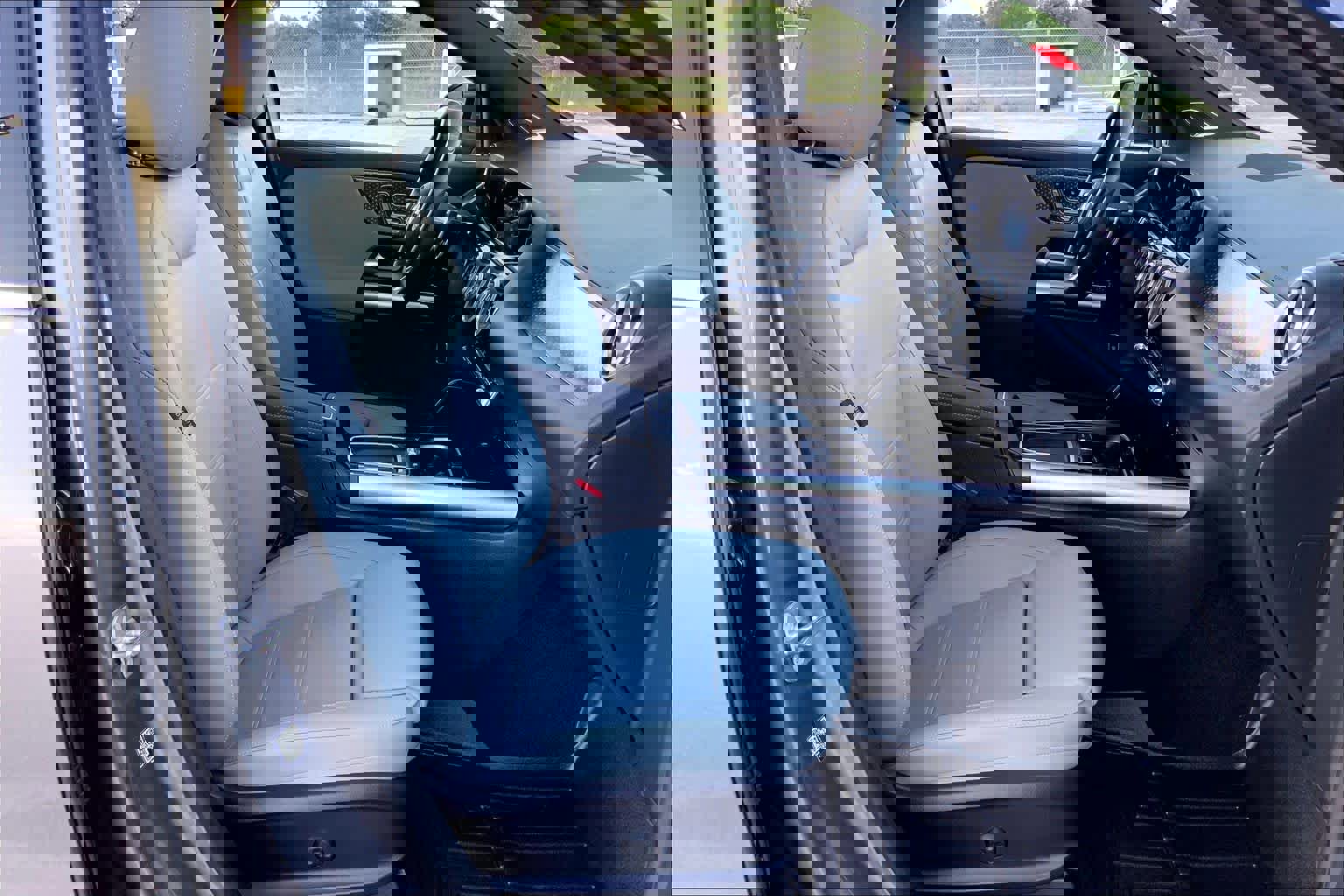 Used 2025 Mercedes-Benz GLA 35 AMG 4MATIC image 9