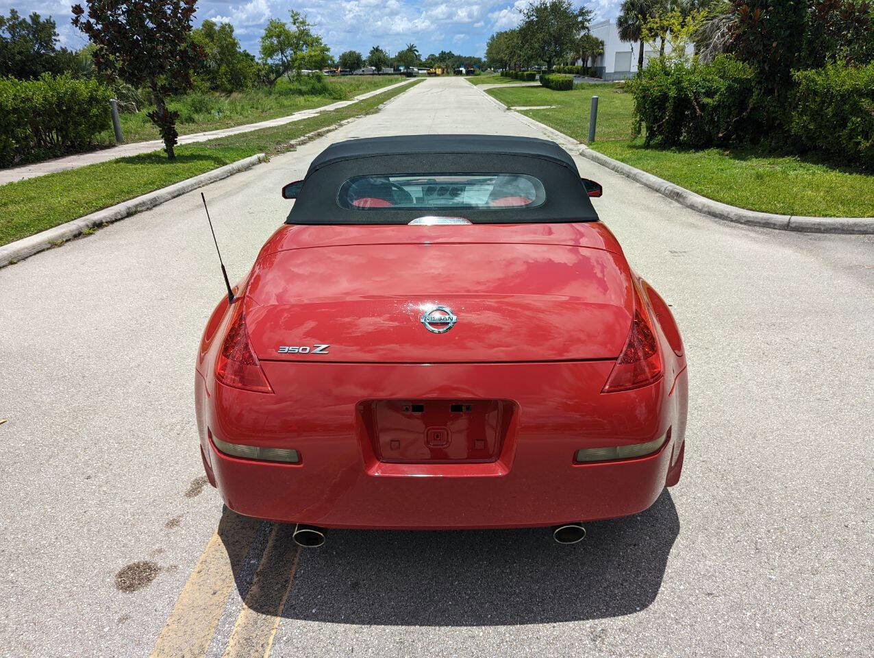 Used 2007 Nissan 350Z Touring image 5