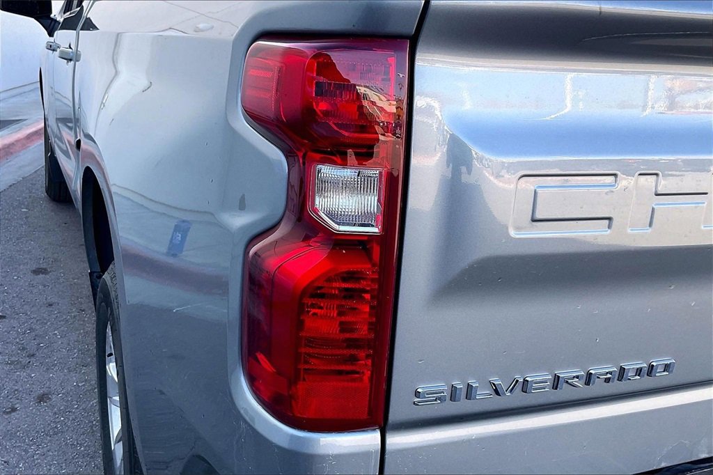 Used 2025 Chevrolet Silverado 1500 LT image 28