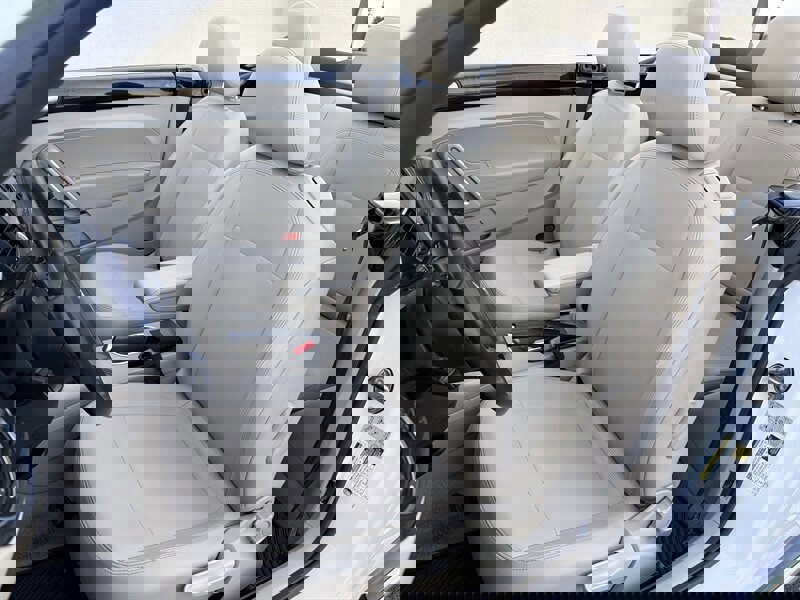 Used 2013 Volkswagen Beetle 2.0T image 18