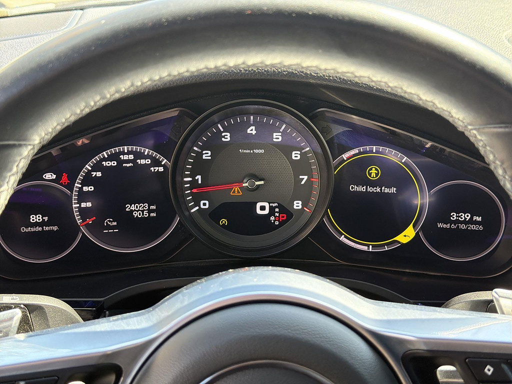 Used 2023 Porsche Cayenne AWD/4WD image 10