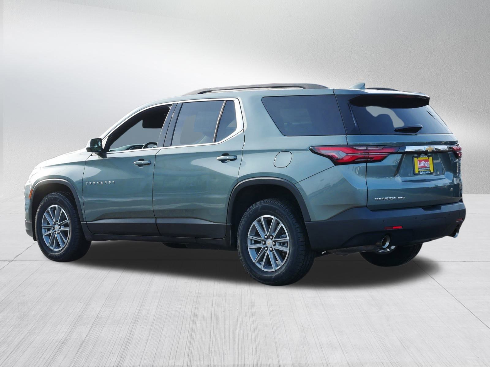 Used 2023 Chevrolet Traverse LT image 5