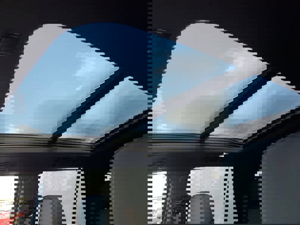 Used 2022 Chevrolet Tahoe LT w/ Luxury Package image 15