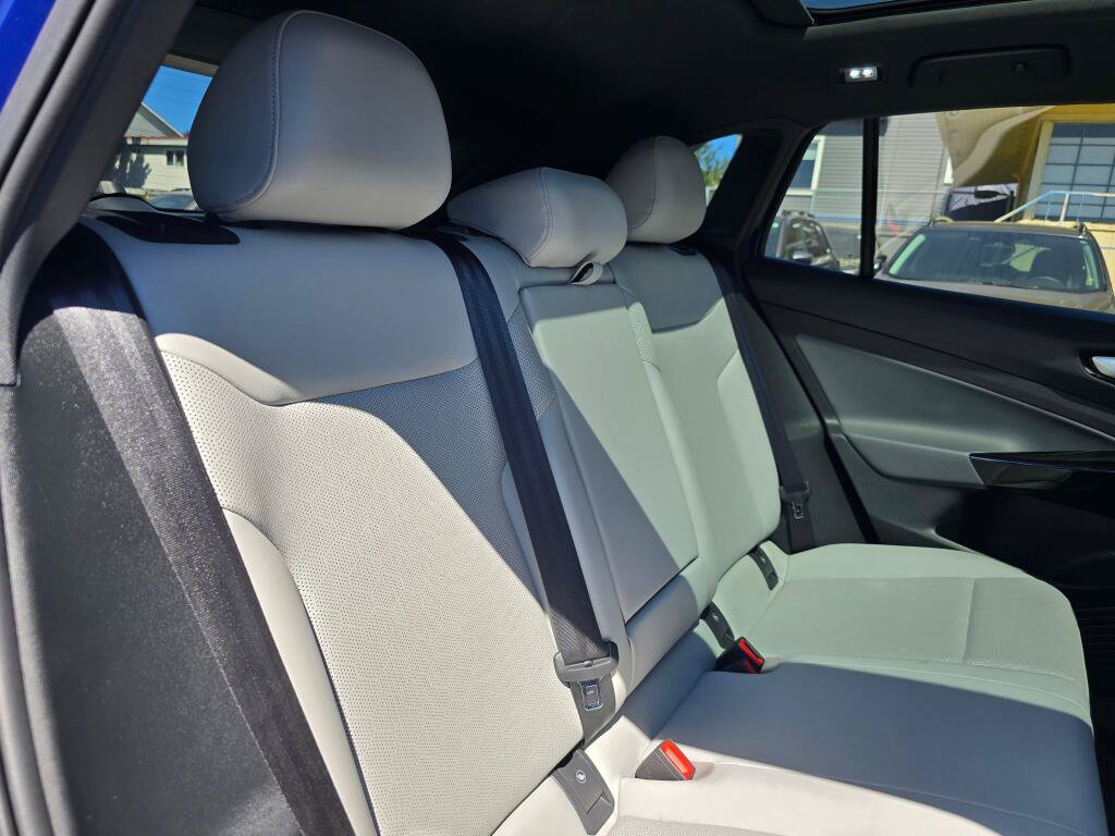 Used 2022 Volkswagen ID.4 Pro S RWD image 13
