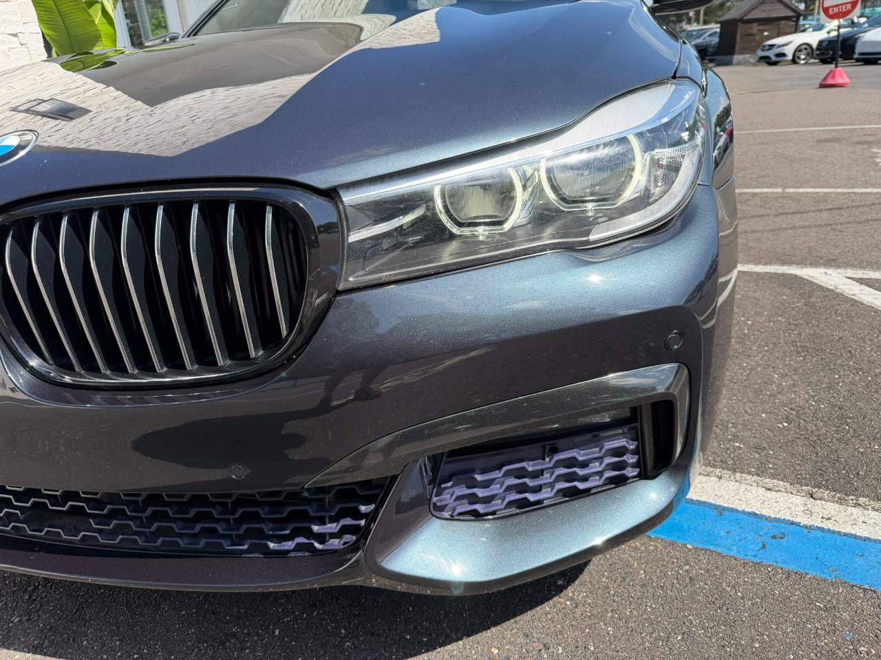 Used 2017 BMW 740i RWD image 6