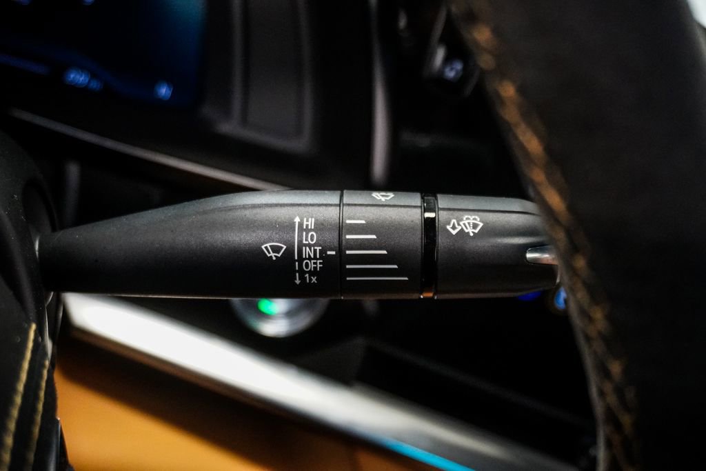 Used 2020 Chevrolet Corvette Stingray Premium Cpe w/ 3LT Preferred Equipment Group image 16