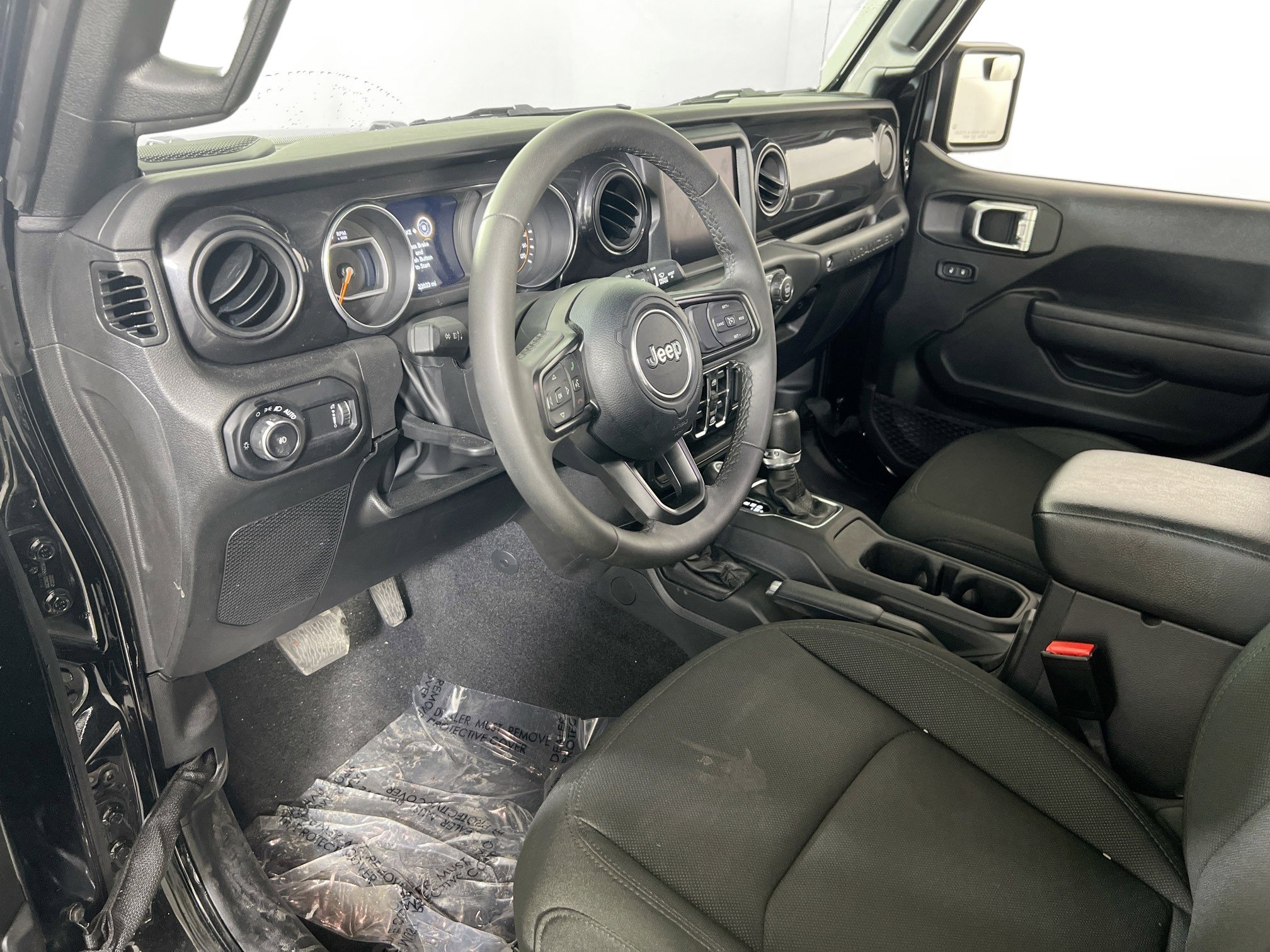Used 2023 Jeep Wrangler Unlimited Sport image 9